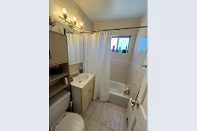 1470 W Terrace Cir, Teaneck Township, NJ 07666 - Photo 7