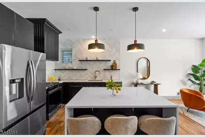 221 Clerk St, Jersey City, NJ 07305 - Photo 5