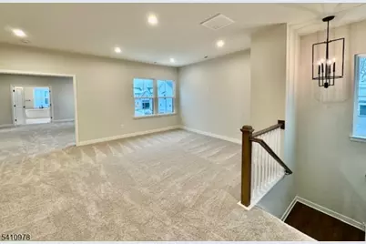 61 Willow Ln, Parsippany, NJ 07054 - Photo 9