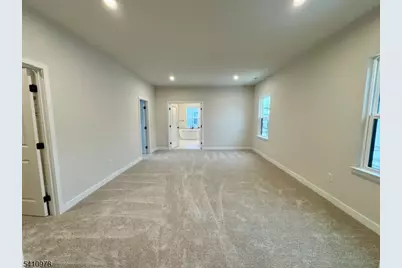 61 Willow Ln, Parsippany, NJ 07054 - Photo 11