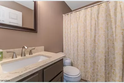 13 Spruce Ter, Mount Arlington, NJ 07856 - Photo 17