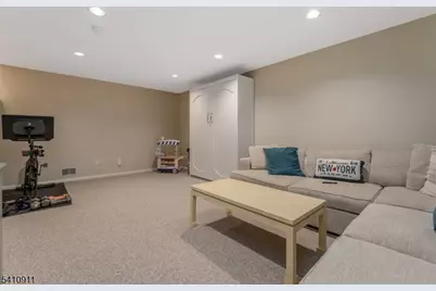 13 Spruce Ter, Mount Arlington, NJ 07856 - Photo 23