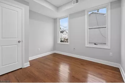 579 S 12th St #3, Newark, NJ 07103 - Photo 7