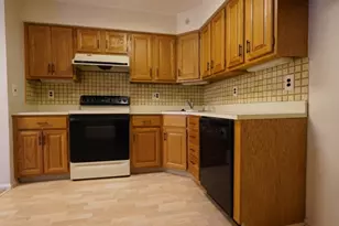 130B Birchfield Ct, Mount Laurel, NJ 08054 - Photo 7