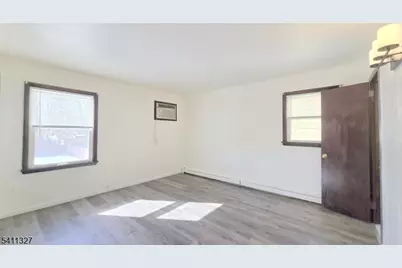 388 Garibaldi Ave, Lodi, NJ 07644 - Photo 15