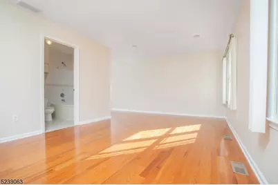 572 Old Dover Rd, Parsippany, NJ 07950 - Photo 19