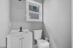 2106 Whittier St, Rahway, NJ 07065 - Photo 9