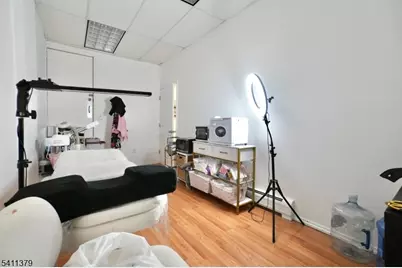 219 Dayton Ave, Clifton, NJ 07011 - Photo 13