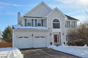 4 Castle Ct, Somerville, NJ 08873 - Photo 1
