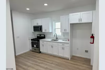 106 Mill St, Paterson, NJ 07501 - Photo 3