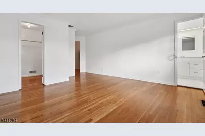 14 Mellon Ave, West Orange Township, NJ 07052 - Photo 5