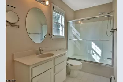 27 Montville Ave, Montville Township, NJ 07045 - Photo 13