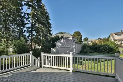 27 Montville Ave, Montville Township, NJ 07045 - Photo 17