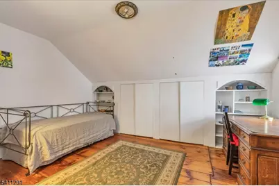 18 Wyckoff Pl, Franklin Township, NJ 08823 - Photo 37