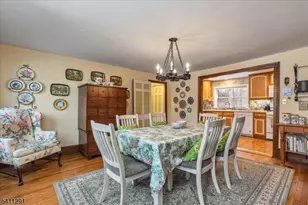 18 Wyckoff Pl, Franklin Township, NJ 08823 - Photo 13