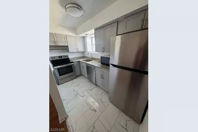 1007 Unicorn Way #2, Clifton, NJ 07011 - Photo 5