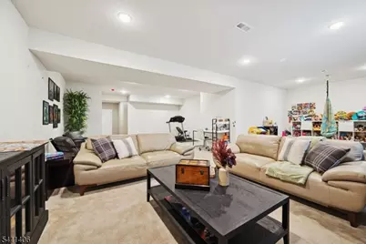 33 Albert Ct, Randolph Township, NJ 07869 - Photo 23