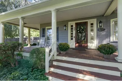29 Evergreen Ln, Watchung, NJ 07069 - Photo 3