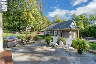 29 Evergreen Ln, Watchung, NJ 07069 - Photo 7