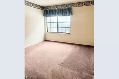 102 Keystone Ct, Edison, NJ 08817 - Photo 9