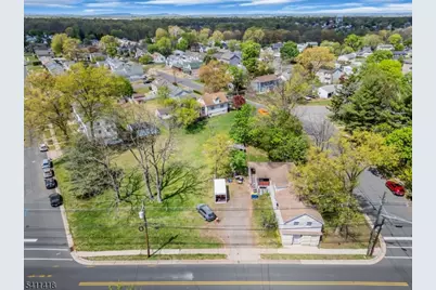 946 Kennedy Blvd, Manville, NJ 08835 - Photo 1