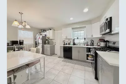 36 Cumberland Ave, Verona, NJ 07044 - Photo 7