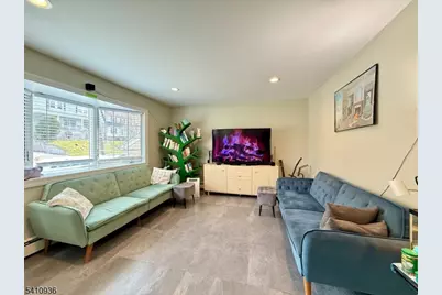 36 Cumberland Ave, Verona, NJ 07044 - Photo 3