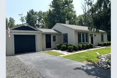 6 Willow Ct, Hope Township, NJ 07825 - Photo 1