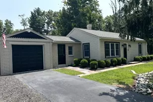 6 Willow Ct, Hope Township, NJ 07825 - Photo 1