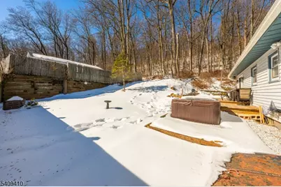 174 Watchung Ter, Scotch Plains Township, NJ 07076 - Photo 5