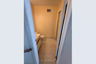 11 Spar Row Ci S011, Hampton Township, NJ 07860 - Photo 3