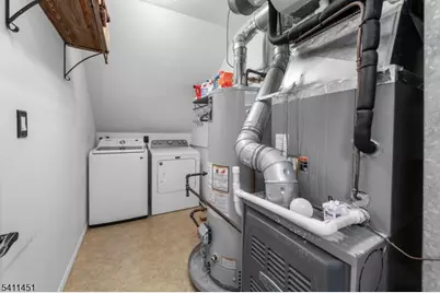 41 Lexington Ln #B, West Milford, NJ 07480 - Photo 15