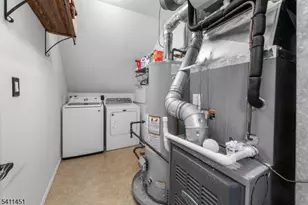 41 Lexington Ln, West Milford, NJ 07480 - Photo 15