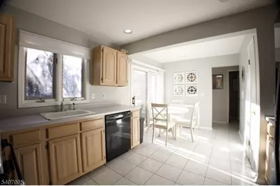 20 Fowler Dr, West Orange Township, NJ 07052 - Photo 9