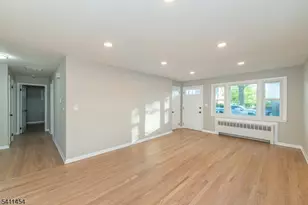 22 Washington St, Clark Township, NJ 07066 - Photo 7