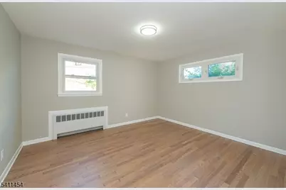 22 Washington St, Clark Township, NJ 07066 - Photo 13