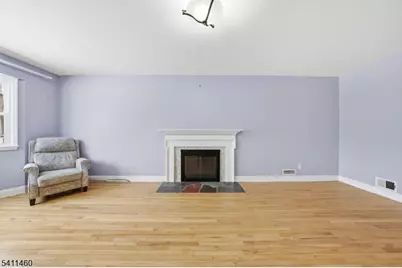 162 Mali Dr, North Plainfield, NJ 07062 - Photo 9