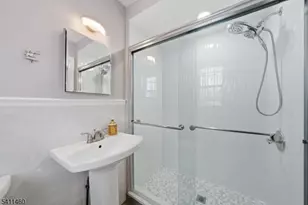 162 Mali Dr, North Plainfield, NJ 07062 - Photo 17