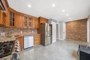 162 Mali Dr, North Plainfield, NJ 07062 - Photo 13