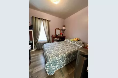 384 Morrissee Ave, Haledon, NJ 07508 - Photo 11