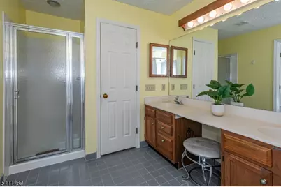 87 Castleton Rd, Montgomery Township, NJ 08540 - Photo 19