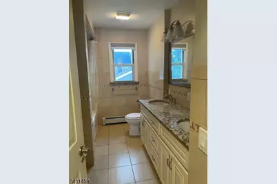 28 Boyd St, Lodi, NJ 07644 - Photo 3