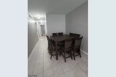 1031 E Grand St #2, Elizabeth, NJ 07201 - Photo 3