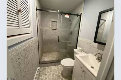 17 Walnut Ter, Bloomfield, NJ 07003 - Photo 11