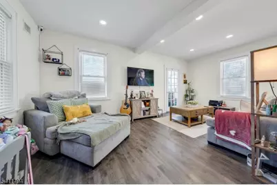 632 Chase Ave, Lyndhurst Township, NJ 07071 - Photo 5