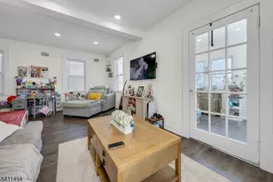 632 Chase Ave, Lyndhurst Township, NJ 07071 - Photo 3