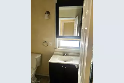 38 Carnegie Ave, East Orange, NJ 07018 - Photo 5