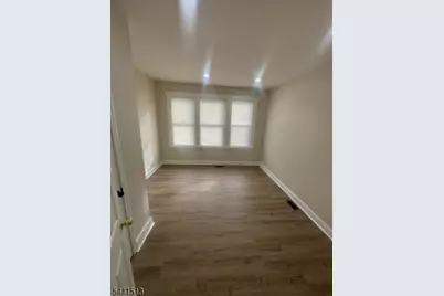 105 Schley St #1R, Newark, NJ 07112 - Photo 3