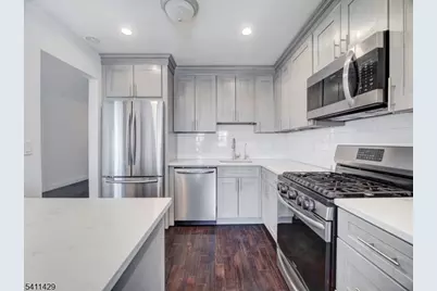 186 Patriots Rd, Parsippany, NJ 07950 - Photo 9