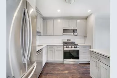 186 Patriots Rd, Parsippany, NJ 07950 - Photo 11